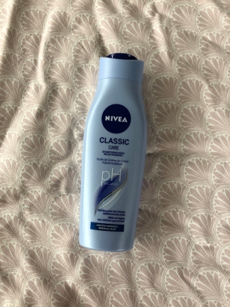 Classic Care Shampoo van Nivea